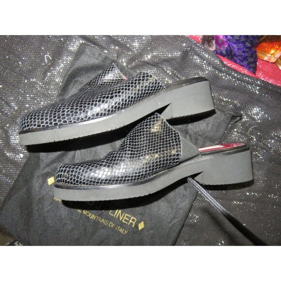 Donald J Pliner Shiny Black Italian Leather Snakeskin Embossed Couture Mules 6.5 - Picture 7 of 10
